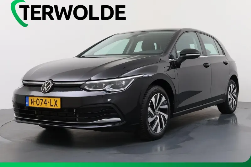 Volkswagen Golf (2021)