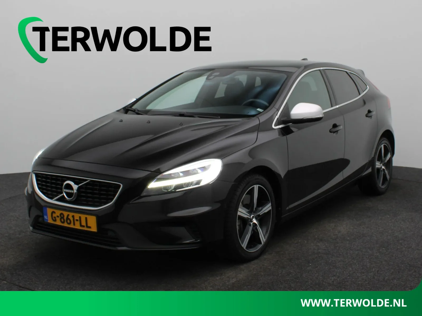 Volvo V40 (2019) — foto 1