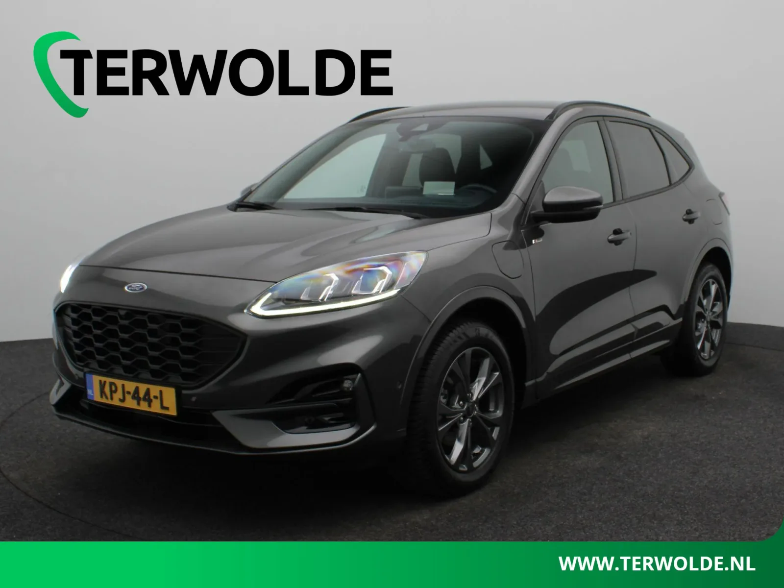 Ford Kuga (2022) — foto 1