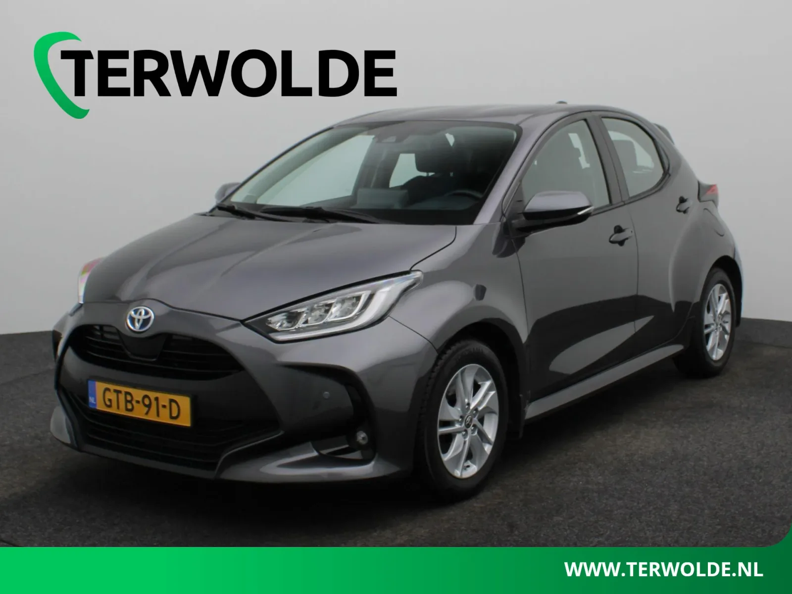 Toyota Yaris (2022) — foto 1