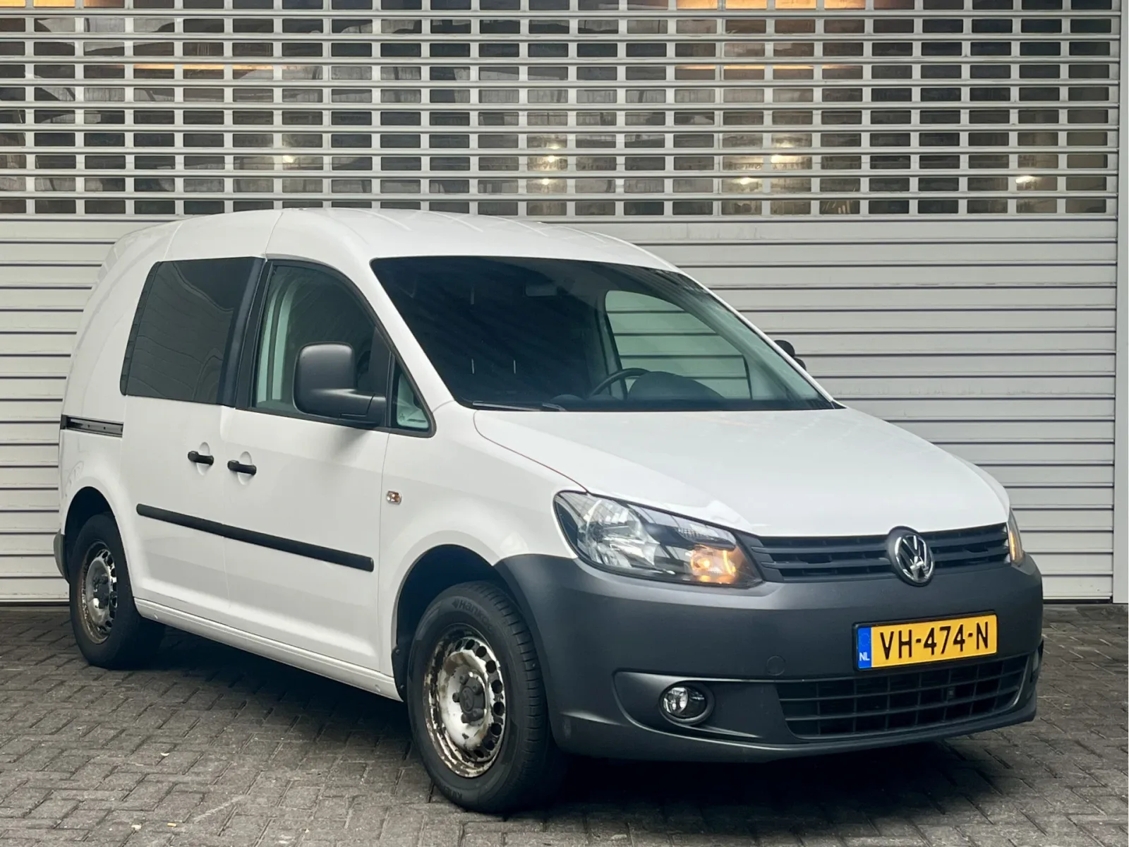 Volkswagen Caddy (2014) — foto 1