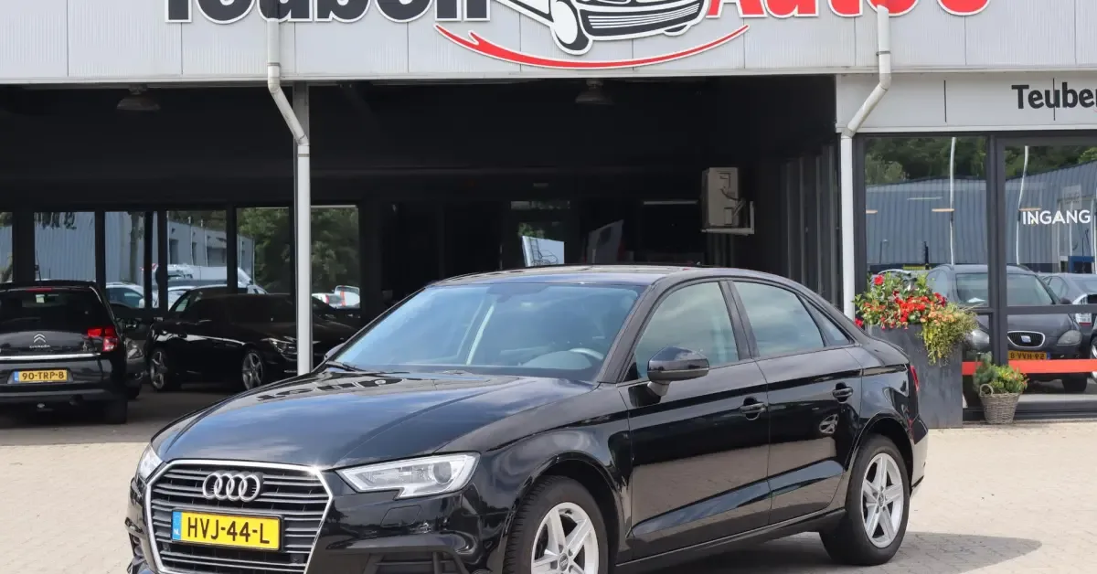 Audi A3 (2018) — foto 1