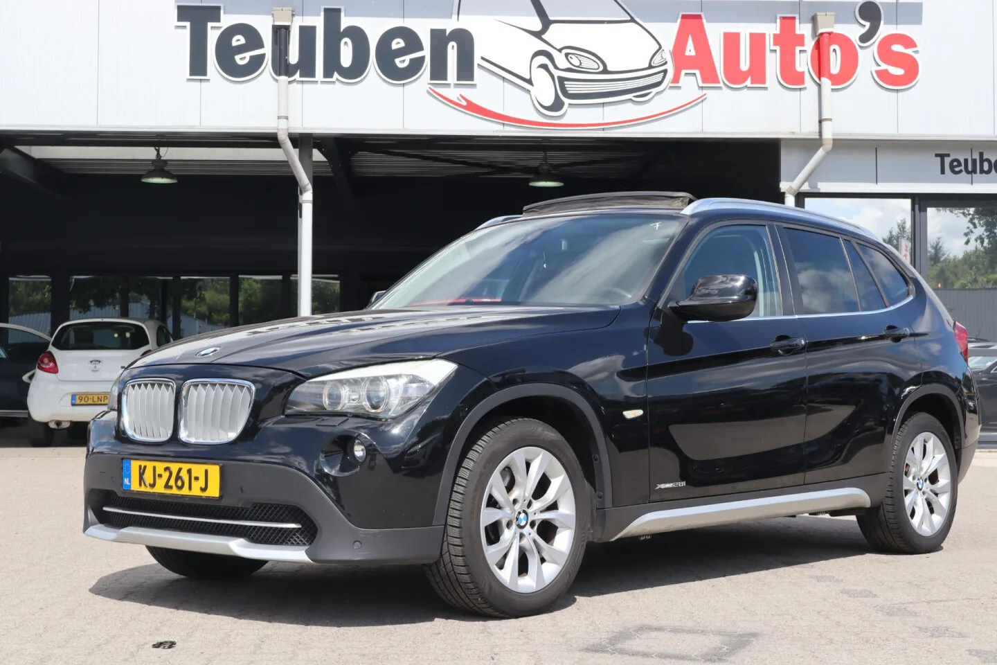 BMW X1 (2011) — foto 1