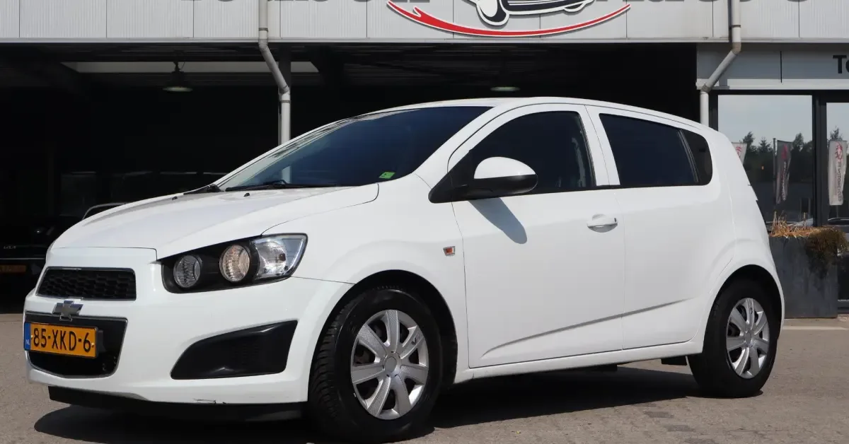 Chevrolet Aveo (2012) — foto 1