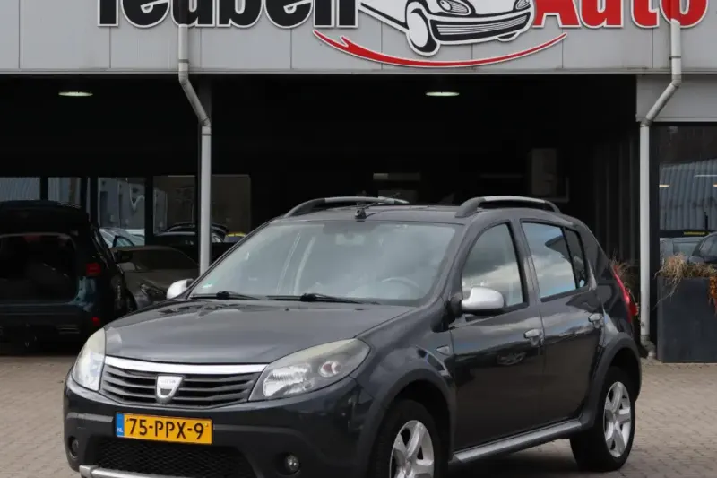 Dacia Sandero (2011)