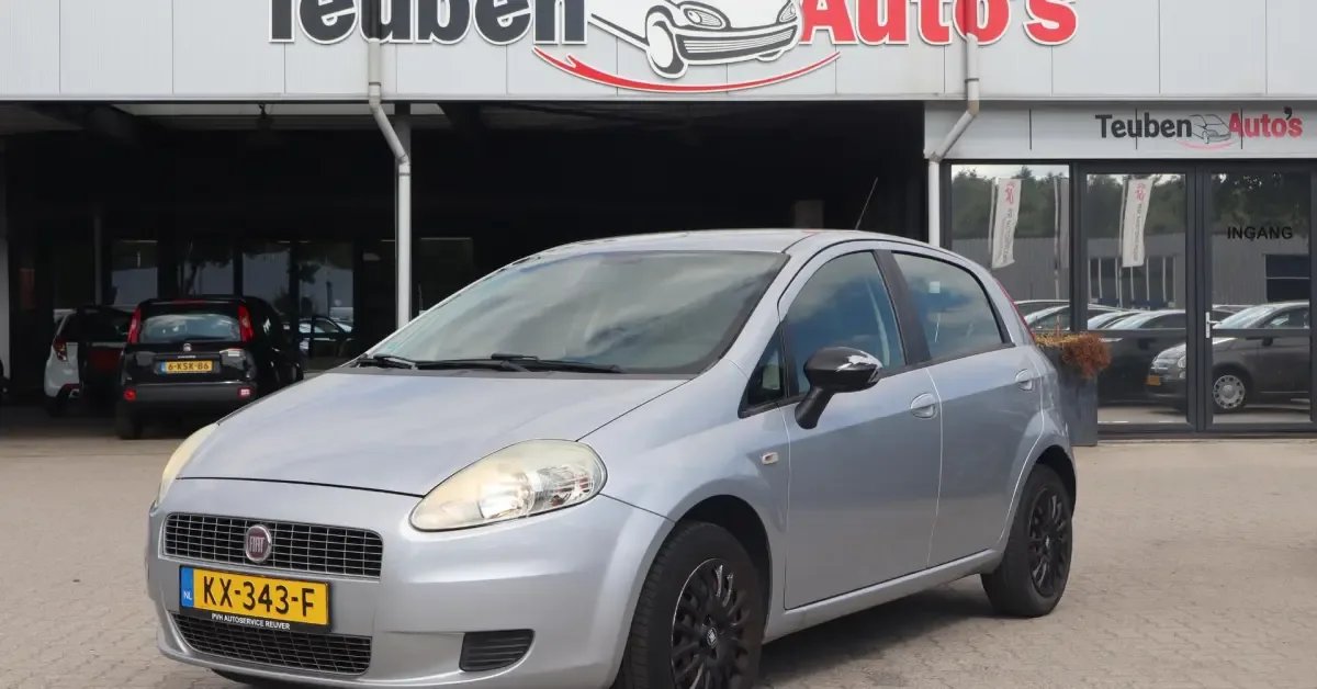 Fiat Grande Punto (2009) — foto 1