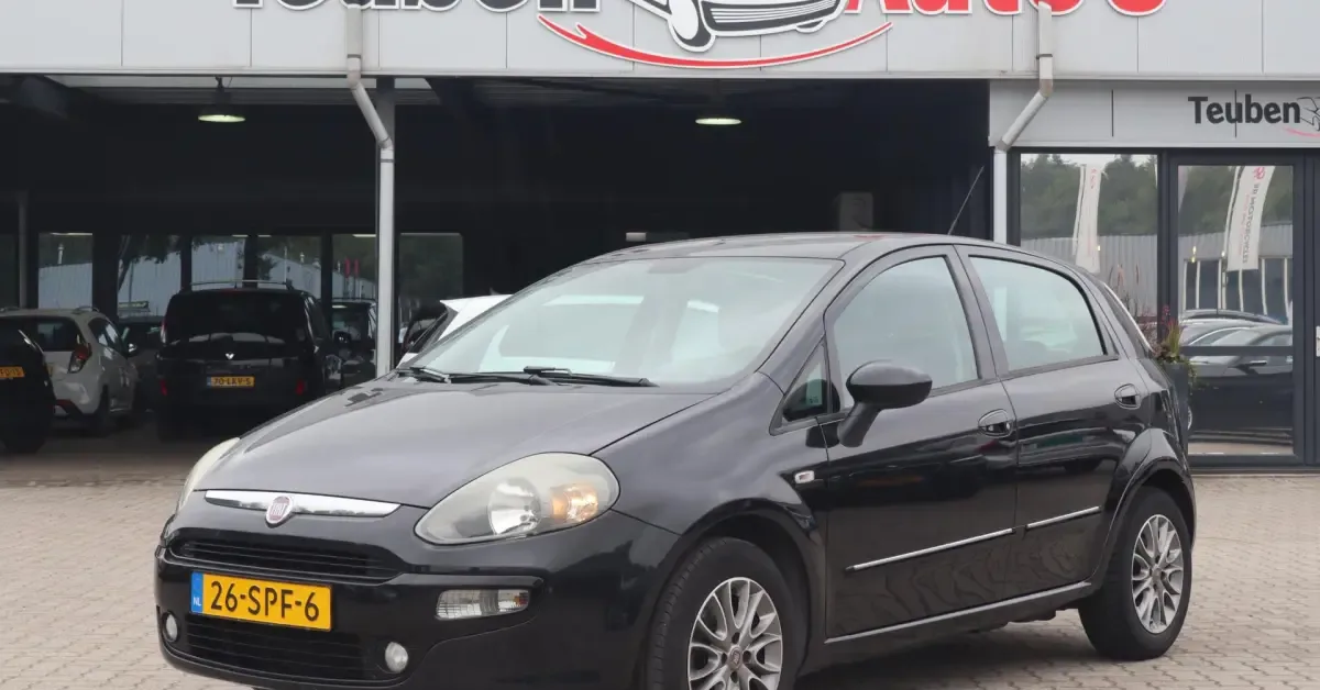 Fiat Punto (2011) — foto 1