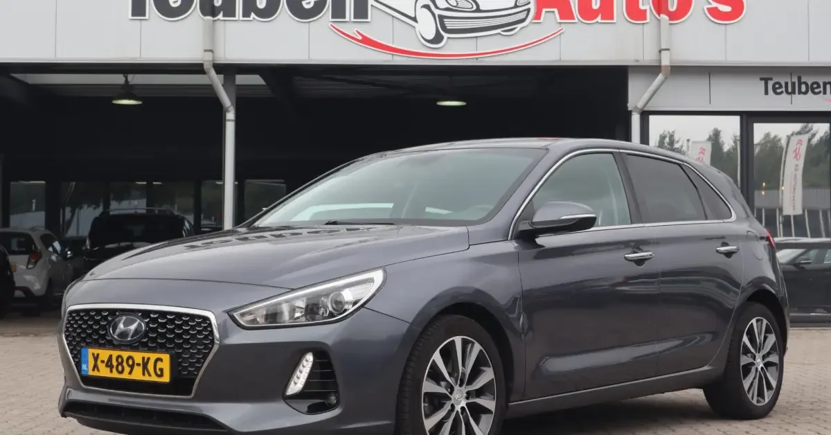 Hyundai i30 (2018) — foto 1