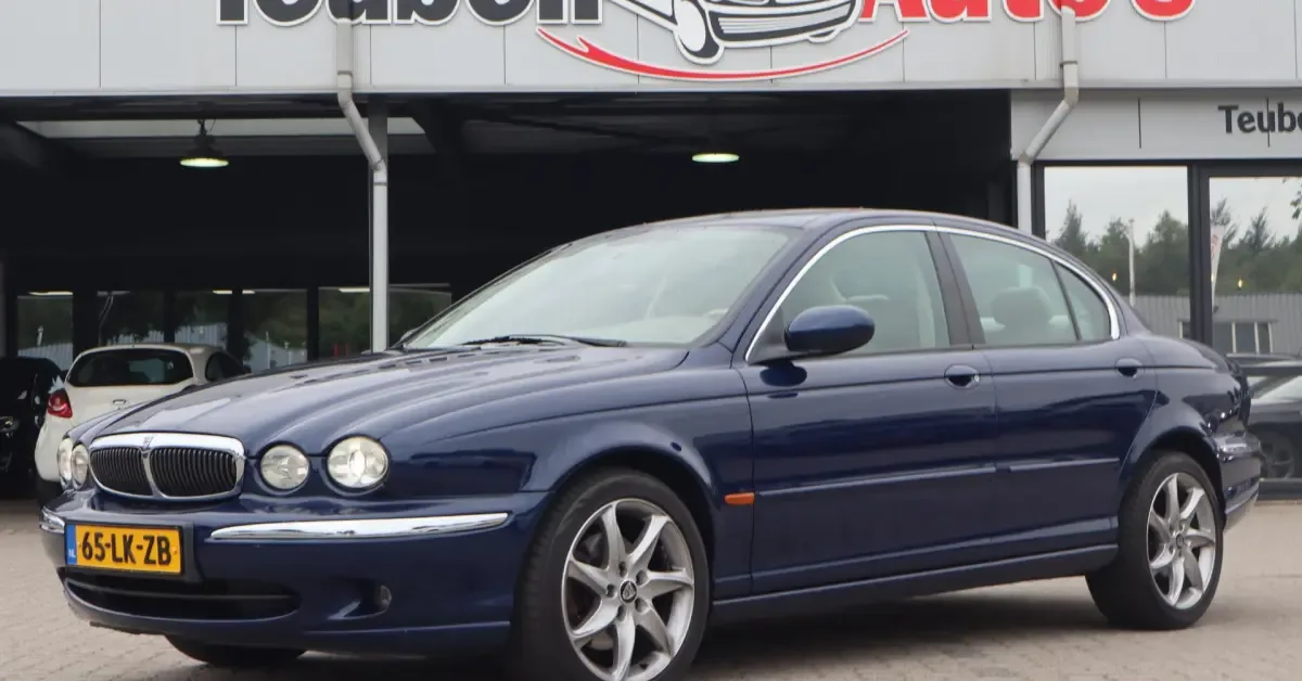 Jaguar X-Type (2003) — foto 1