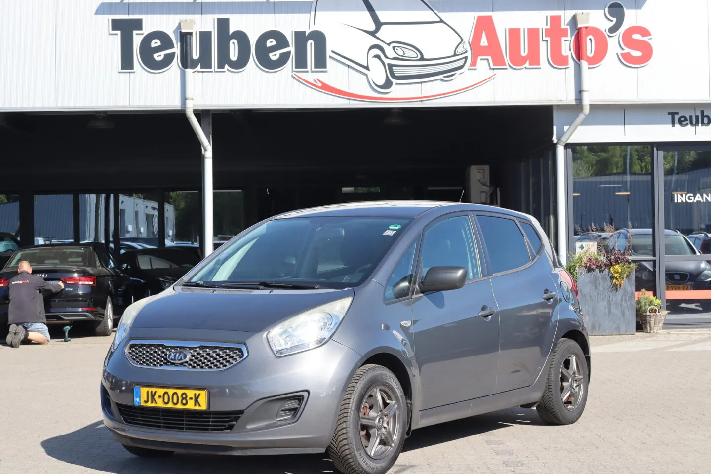 Kia Venga (2011) — foto 1