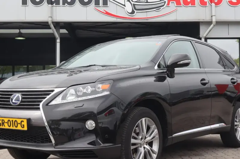 Lexus RX (2015)