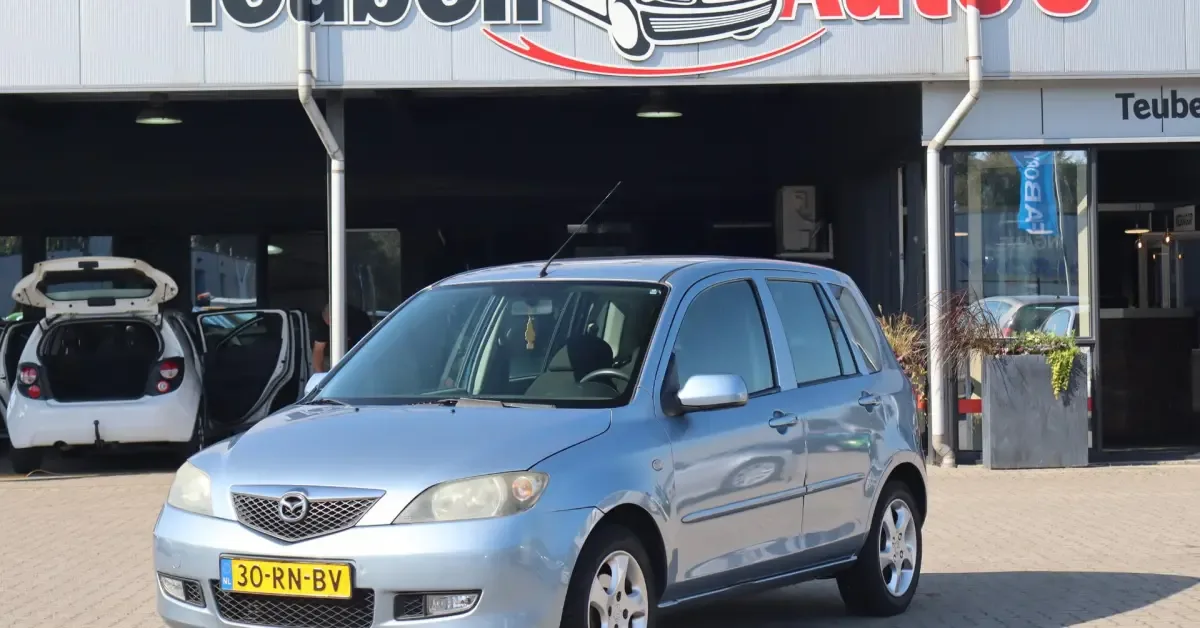 Mazda 2 (2005) — foto 1
