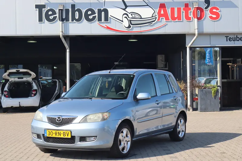 Mazda 2 (2005)