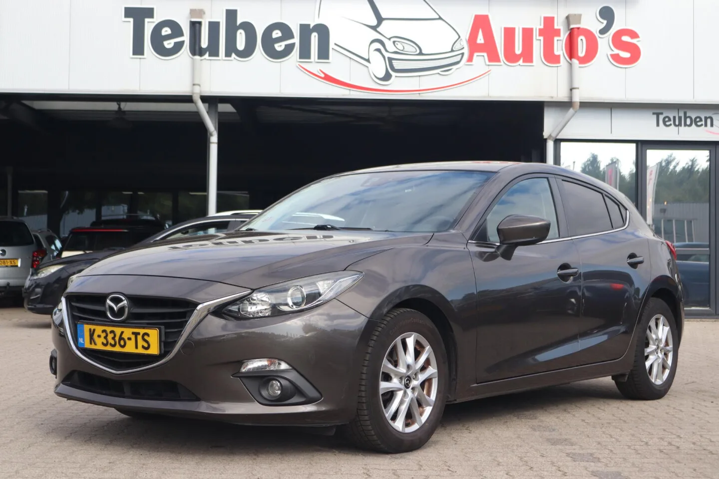 Mazda 3 (2014) — foto 1