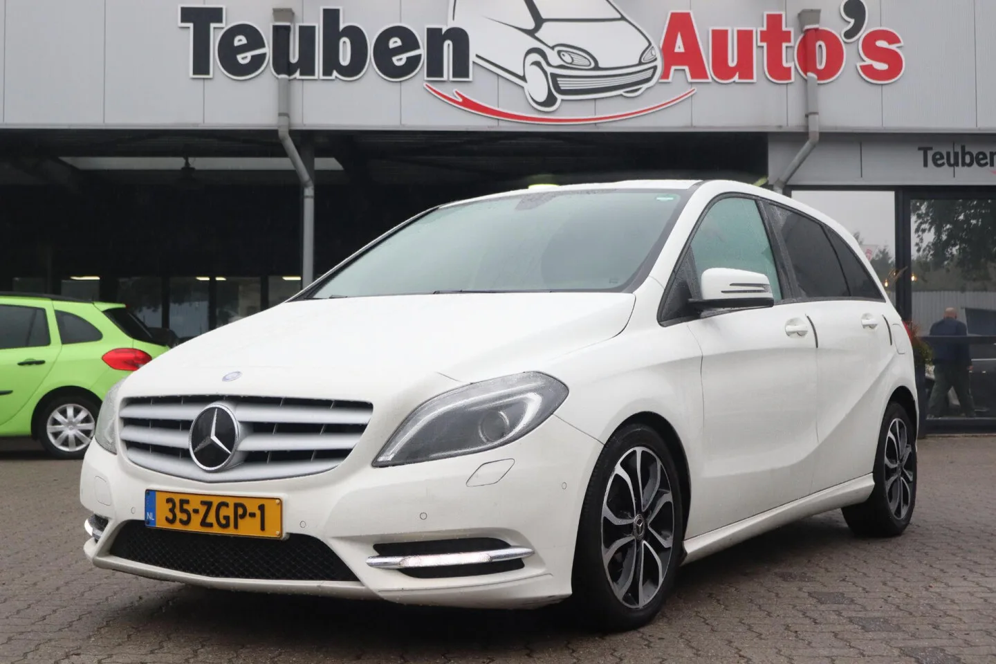 Mercedes-Benz B-Klasse (2012) — foto 1