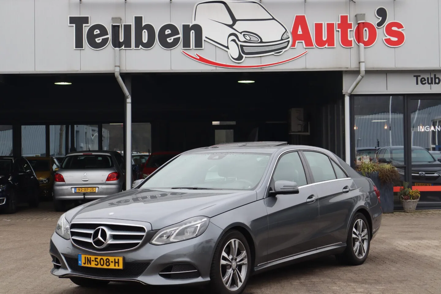 Mercedes-Benz E-Klasse (2015) — foto 1