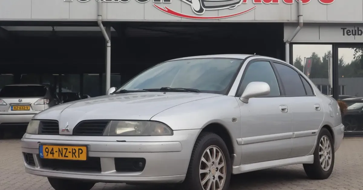 Mitsubishi Carisma (2004) — foto 1