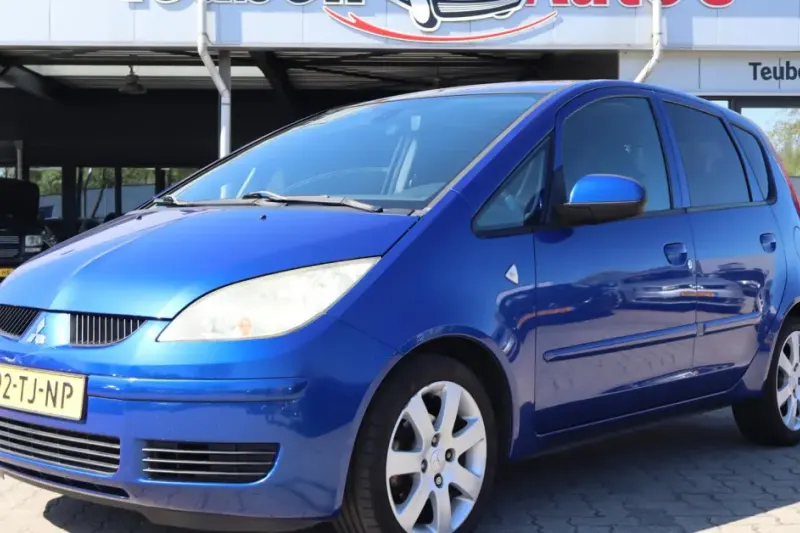 Mitsubishi Colt (2006)