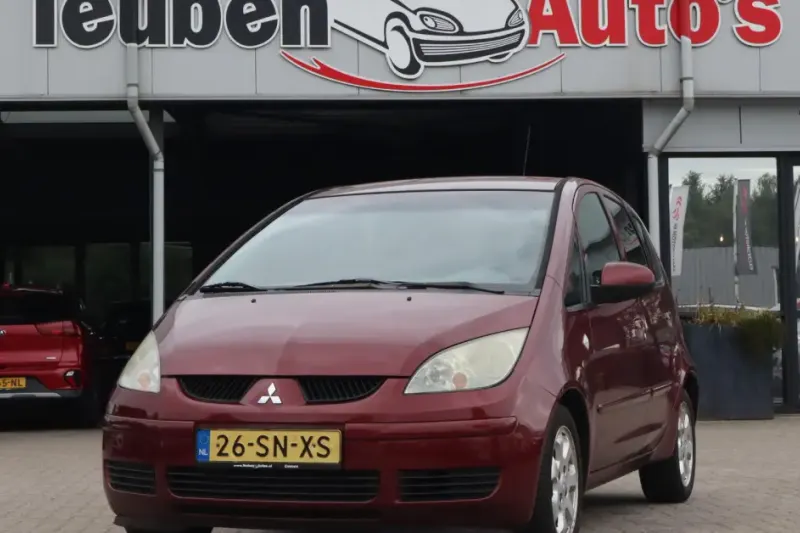 Mitsubishi Colt (2006)