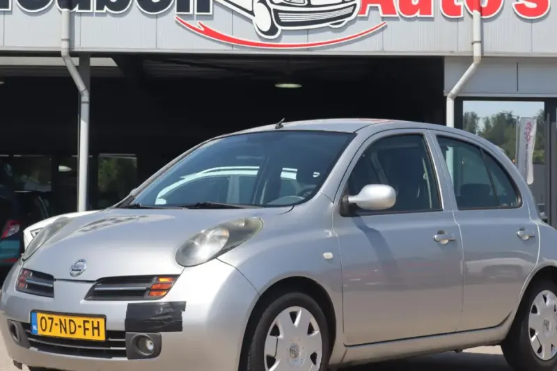 Nissan Micra (2003)