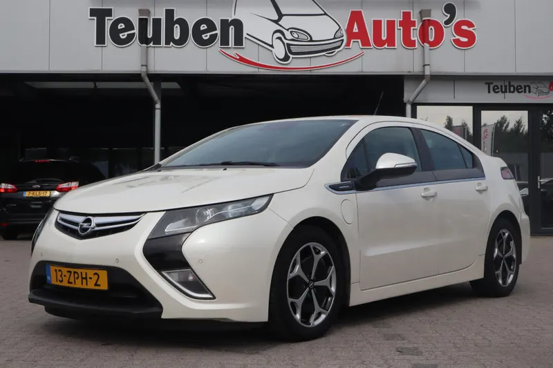 Opel Ampera (2012)