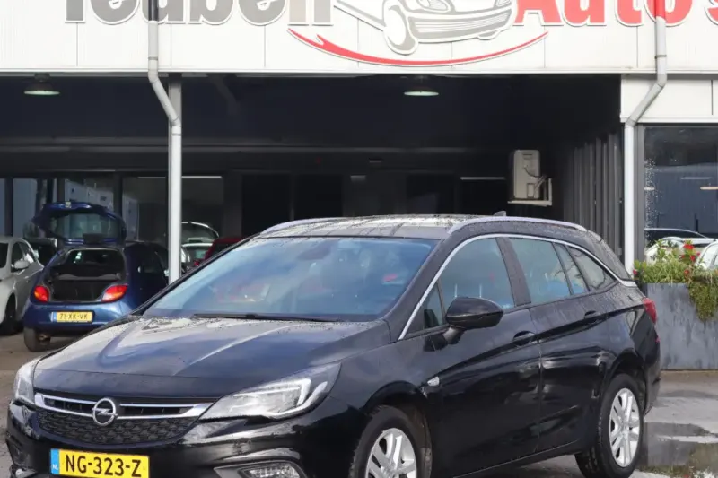 Opel Astra (2017)