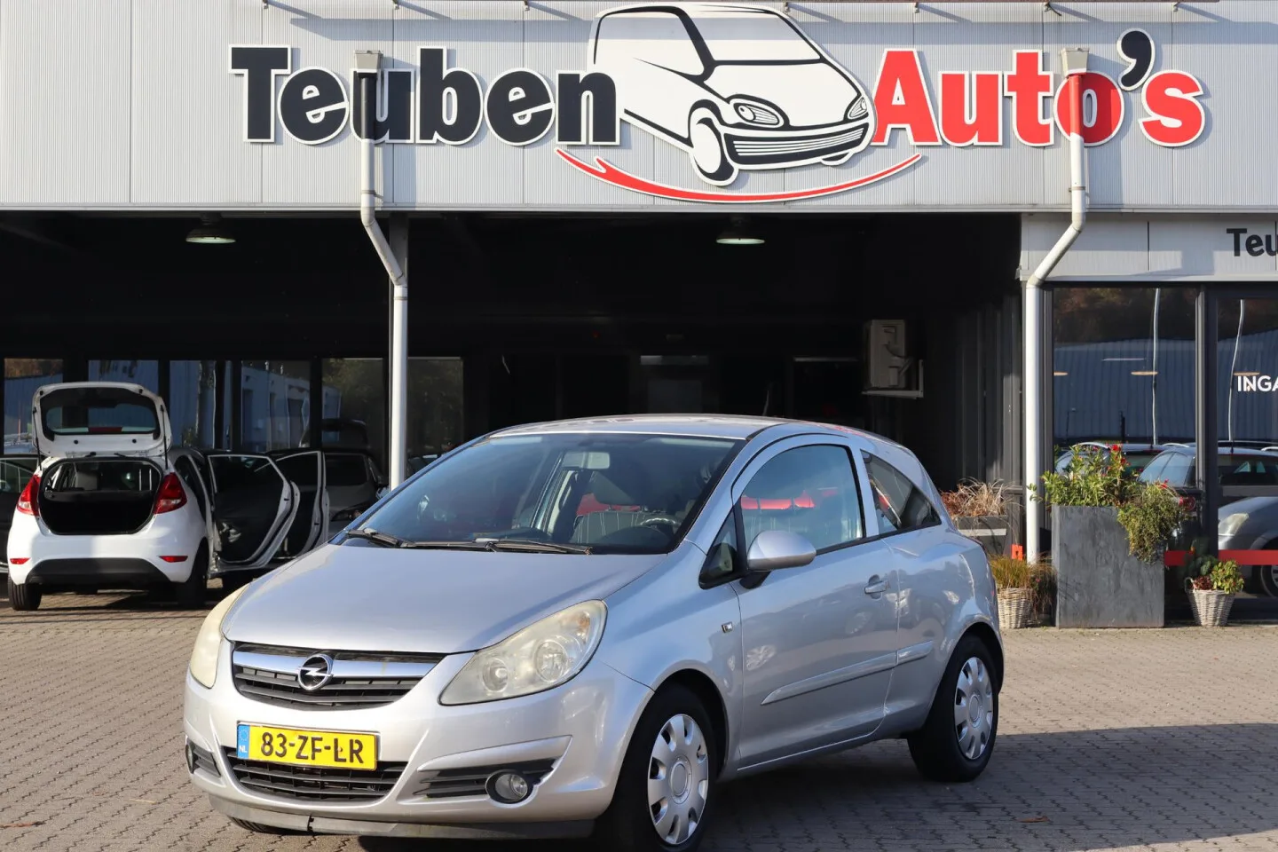 Opel Corsa (2008) — foto 1