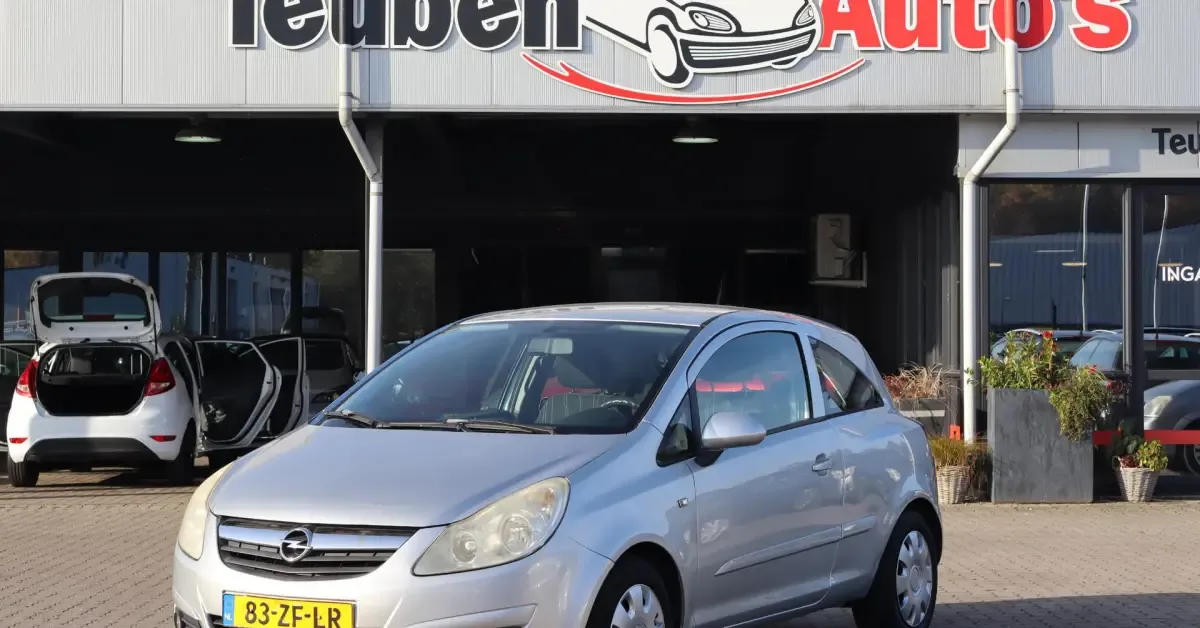 Opel Corsa (2008) — foto 1