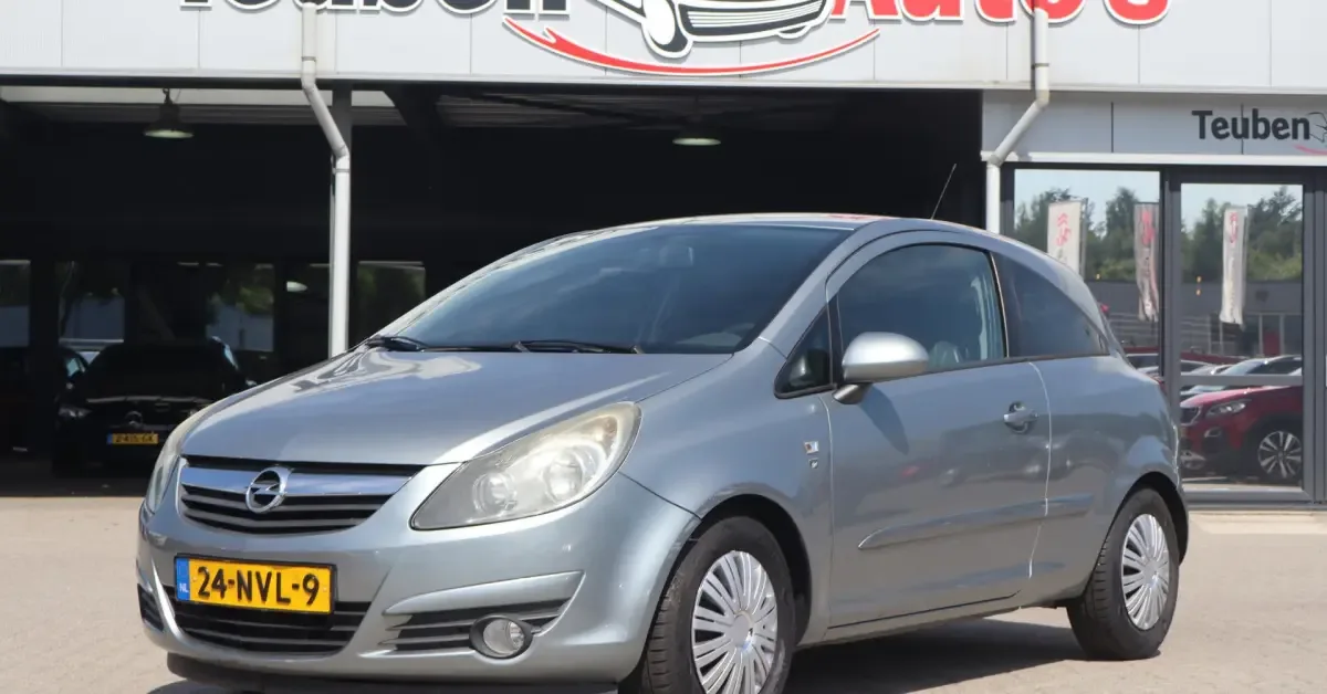 Opel Corsa (2010) — foto 1