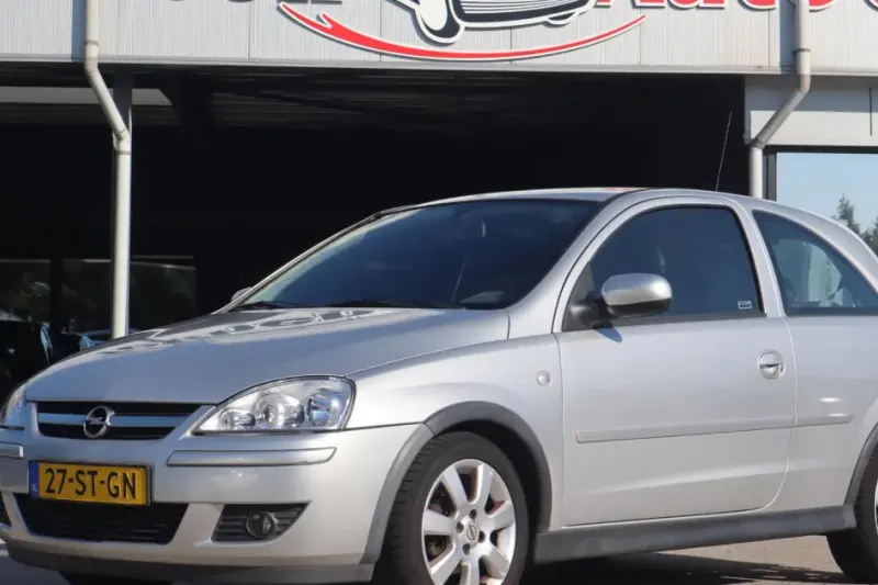 Opel Corsa (2006)