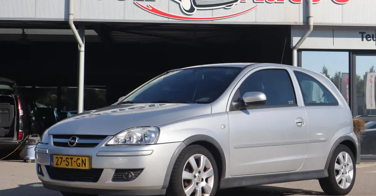Opel Corsa (2006) — foto 1