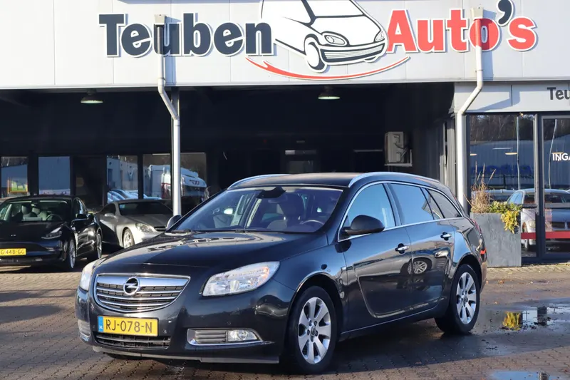 Opel Insignia (2012)