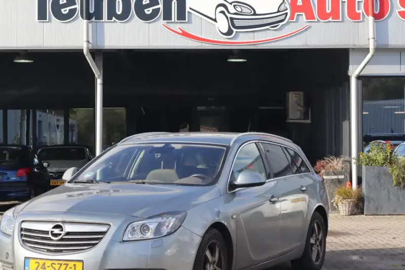 Opel Insignia (2012)