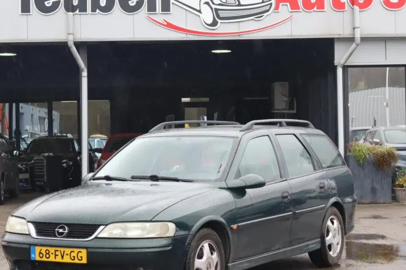 Opel Vectra (2000)