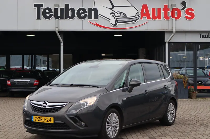 Opel Zafira (2015)