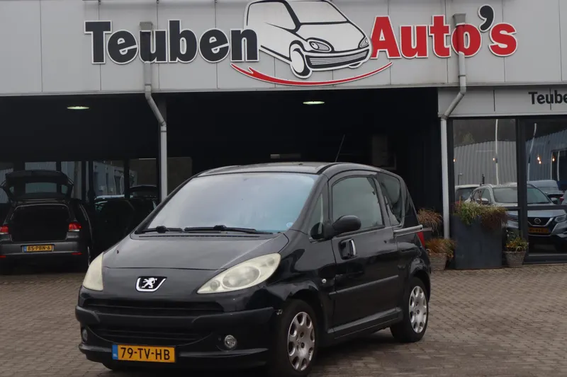 Peugeot 1007 (2007)