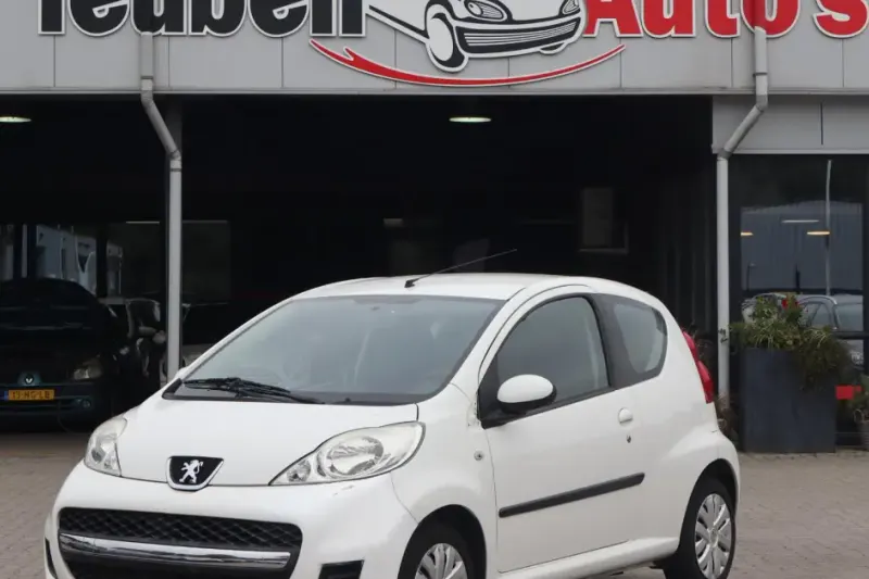 Peugeot 107 (2010)