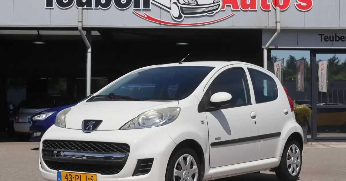 Peugeot 107 (2011) — foto 1