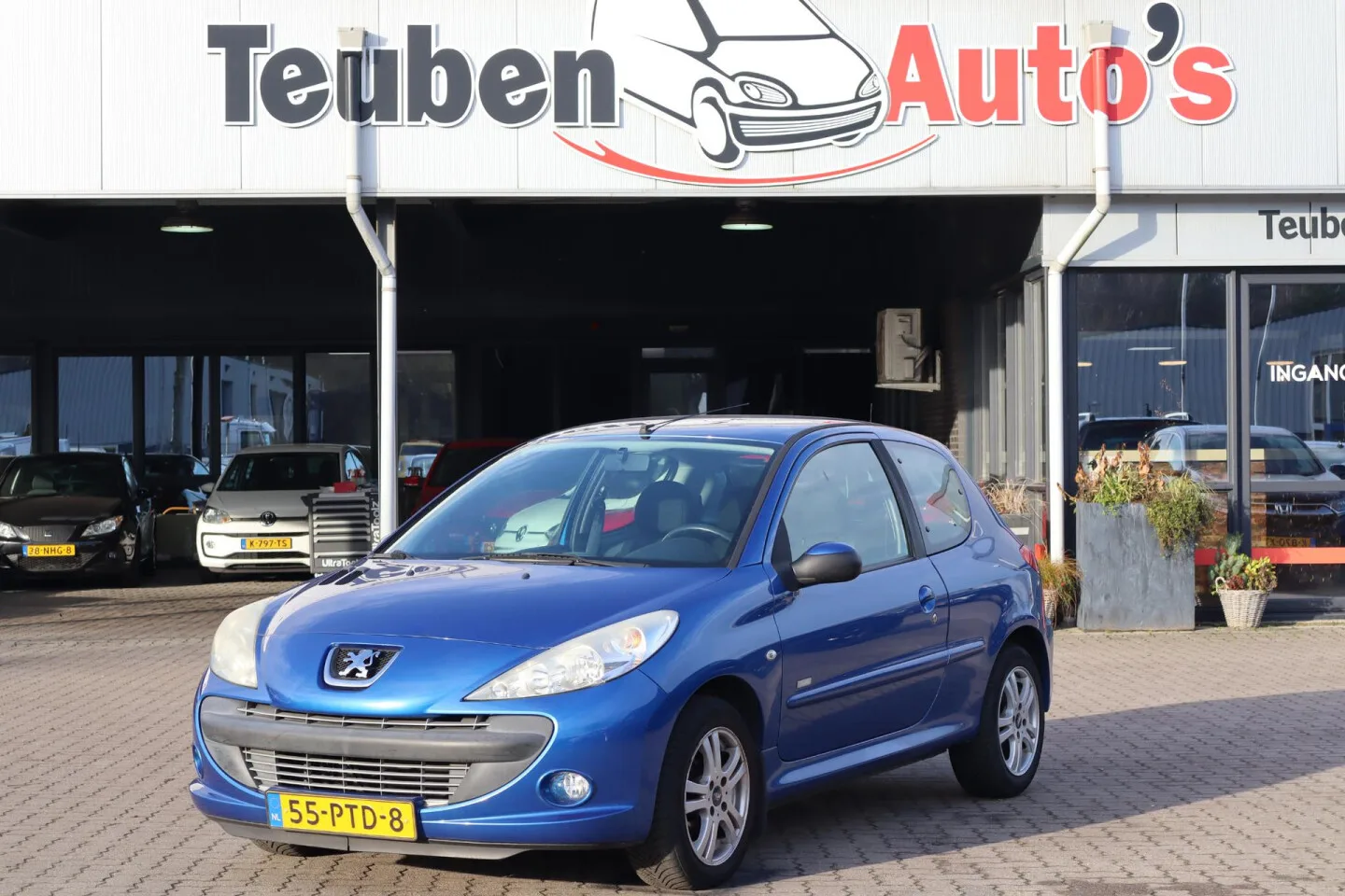 Peugeot 206 (2011) — foto 1