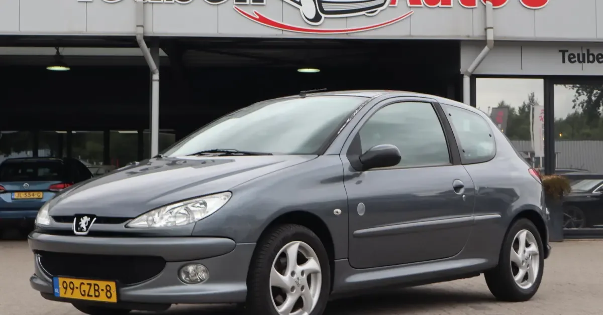 Peugeot 206 (2008) — foto 1