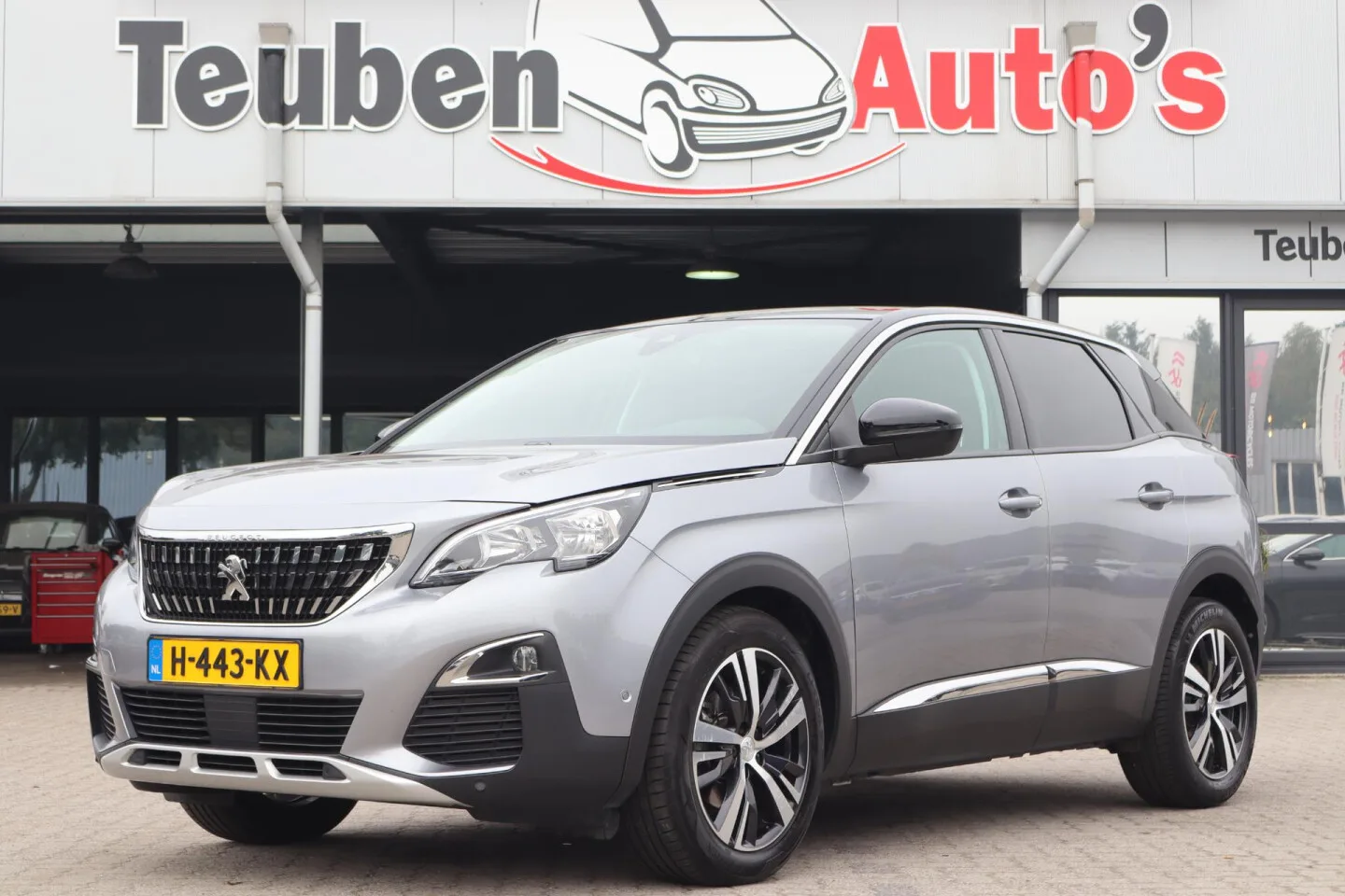 Peugeot 3008 (2018) — foto 1