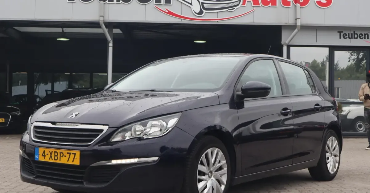Peugeot 308 (2014) — foto 1