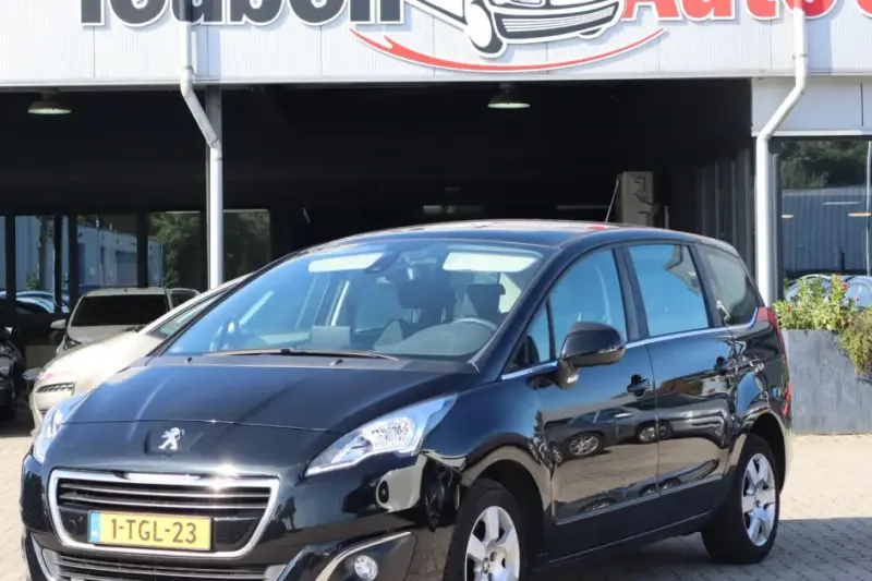 Peugeot 5008 (2014)