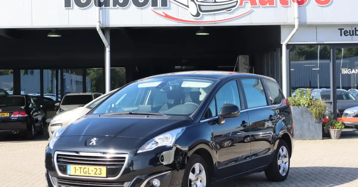 Peugeot 5008 (2014) — foto 1