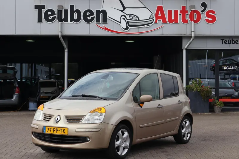 Renault Modus (2004)