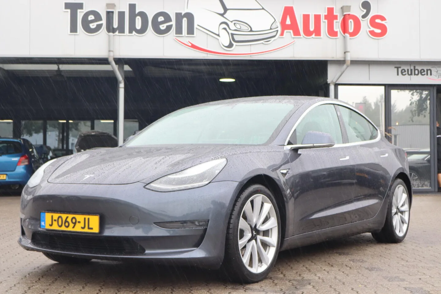 Tesla Model 3 (2020) — foto 1