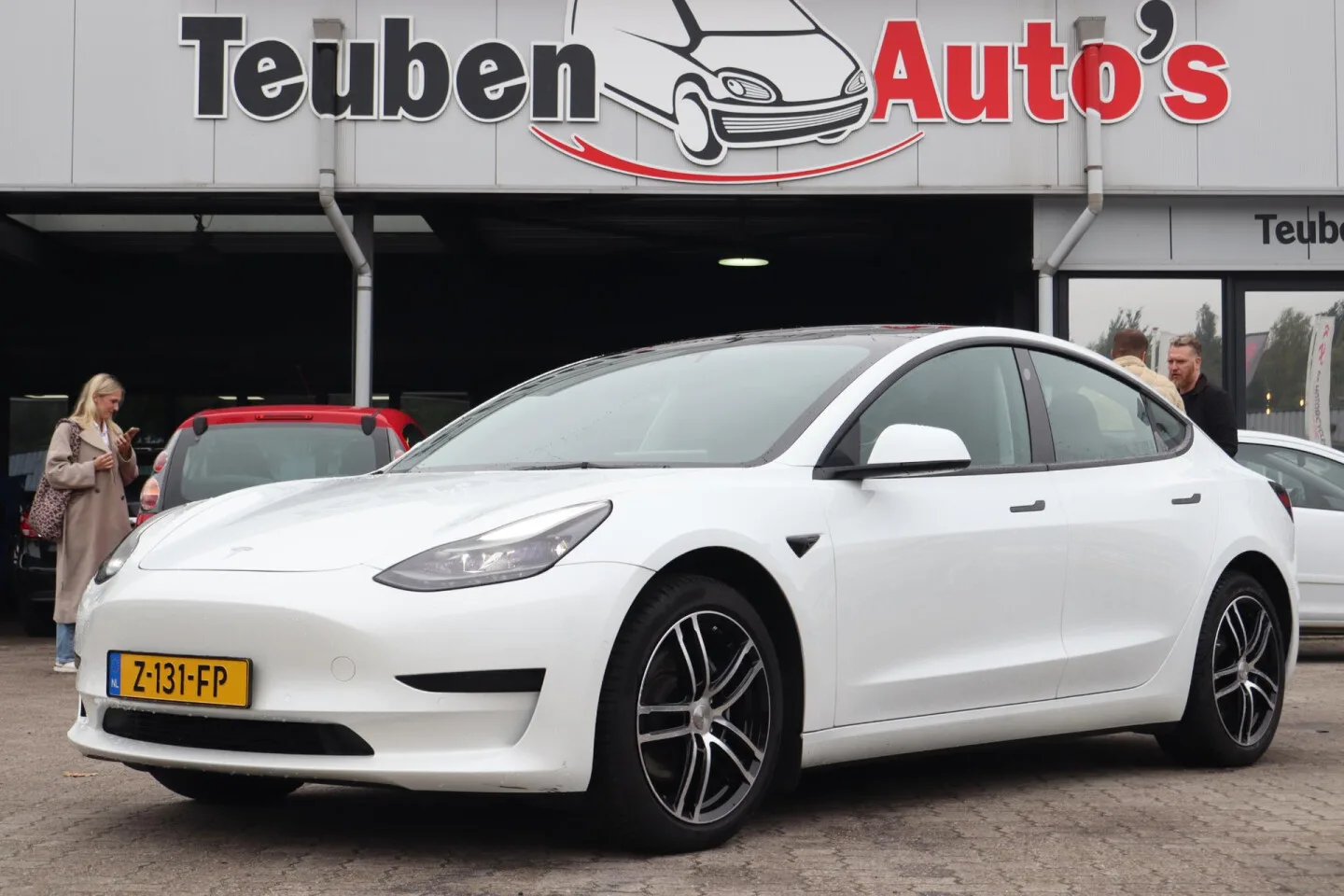 Tesla Model 3 (2021) — foto 1