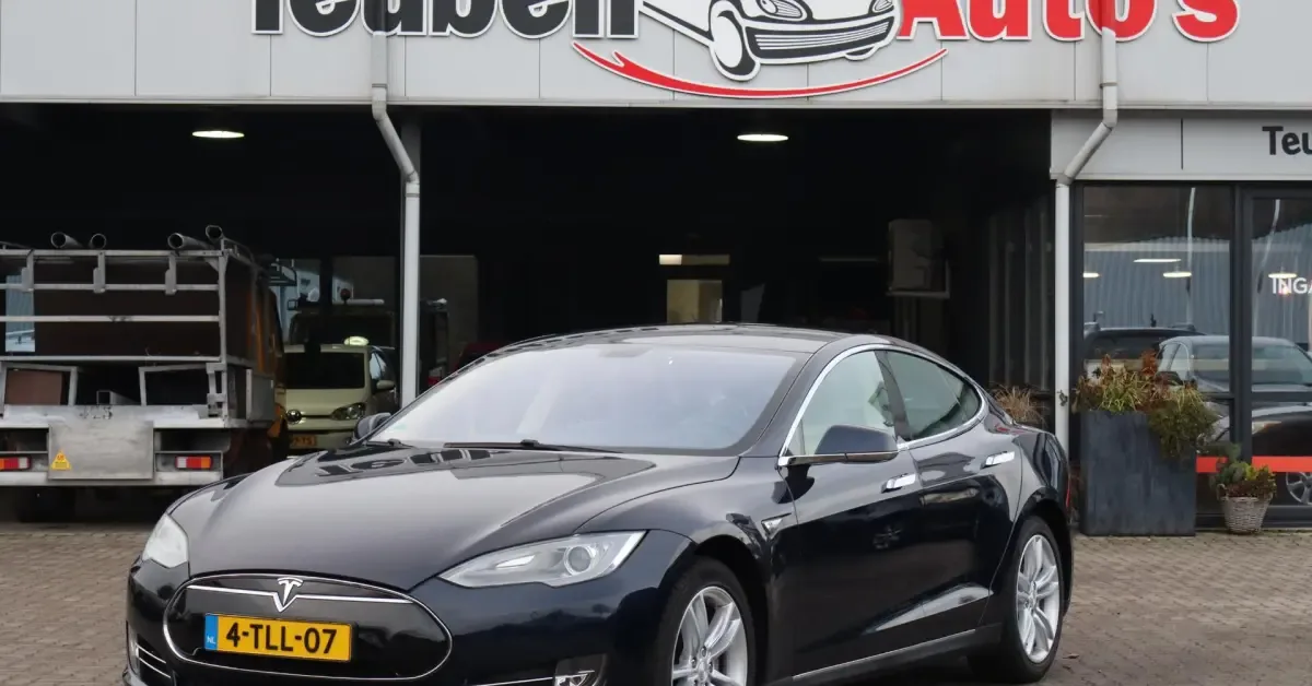Tesla Model S (2014) — foto 1