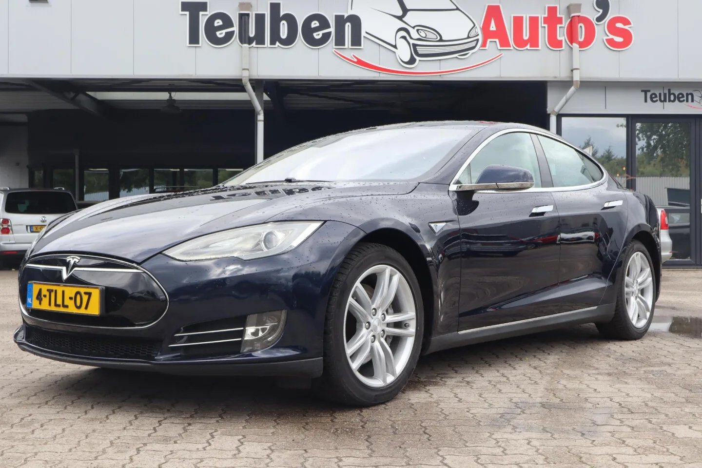 Tesla Model S (2014) — foto 1
