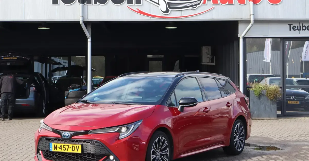 Toyota Corolla (2019) — foto 1